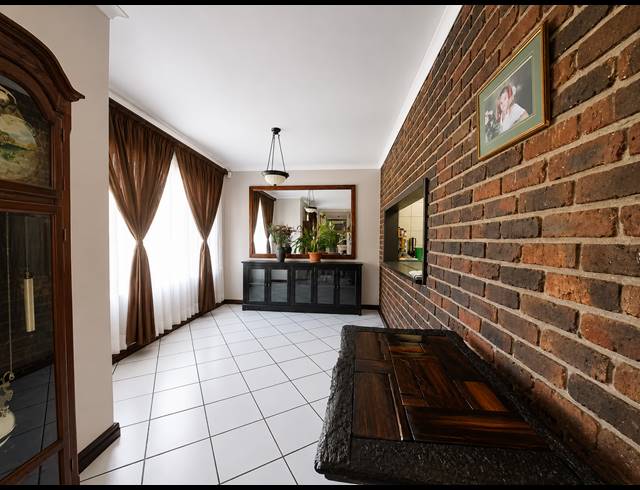 3 BEDROOM HOUSE FOR SALE IN FALCON RIDGE